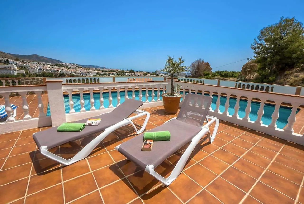 Las Minas Villa Nerja 0*,  España